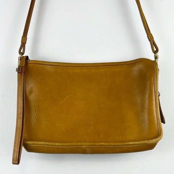Rare NYC USA Vintage Coach Tan Leather Double Strap Shoulder Bag - Picture 1 of 16